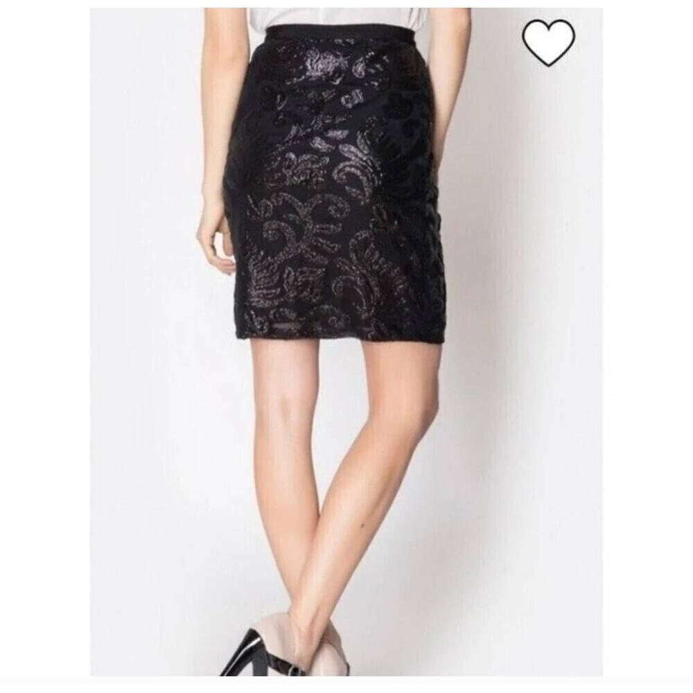 Greylin Black Sequin Floral Pattern Pencil Skirt Size Medium Petite